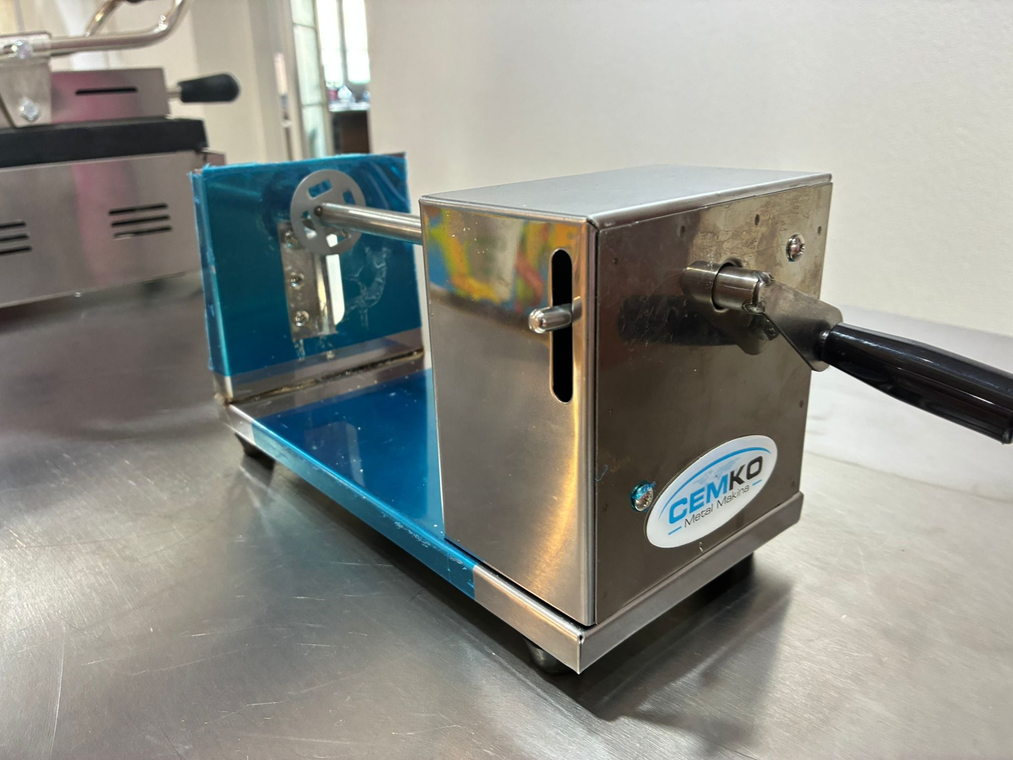 çubukta patates makinesi