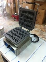 Çubukta Waffle ve Çikolata Şelalesi Makinası (Model Sinop)